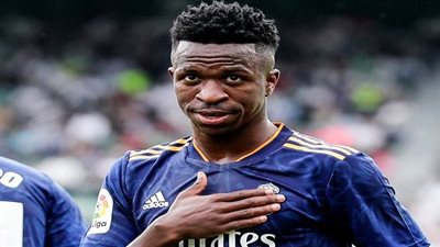 تيتي يستدعي فينيسيوس لقائمة البرازيل لمواجهتي كولومبيا والأرجنتين 