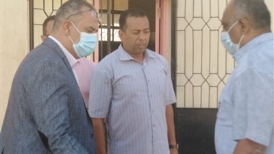 وكيل تعليم القليوبية يتفقد مدارس بنها لإزالة السلبيات