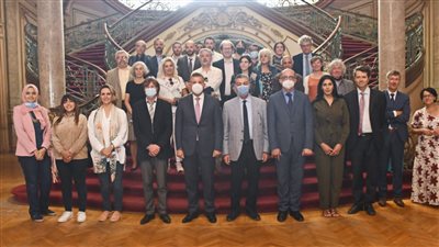 رئيس جامعة عين شمس يستقبل أعضاء الجمعية الفرنسية Méditerranées 