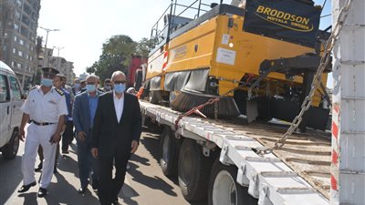 محافظ القليوبية: دعم منظومة النظافة بمعدات شفظ أتربة بـ3 مليون جنيه 