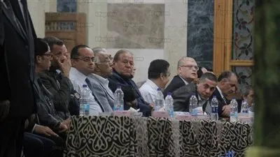 30 صورة ترصد عزاء رئيس الوزراء الأسبق بمسجد عمر مكرم بحضور وزراء وشخصيات عامة