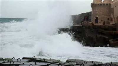 غرق سيدة وإنقاذ آخر داخل شاطئ استانلي بالإسكندرية