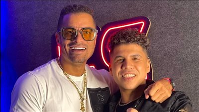 برفقة حسن شاكوش.. عمر كمال يوجه رسالة لجمهوره