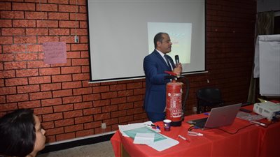 القوى العاملة: 