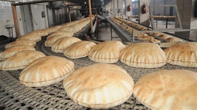 برغم ارتفاع الأسعار عالميا.. المغرب يثبت أسعار الخبز والغاز حتى 2022