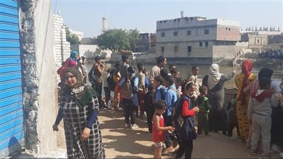 أهالي عزبة سليم باشا يستغيثون بمحافظ المنيا لعدم وجود مدرسة (فيديو) 