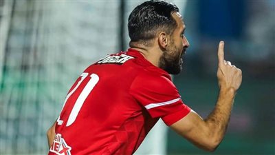 بالخمسة.. علي معلول يسجل الهدف الخامس للأهلي في شباك الزمالك (فيديو)