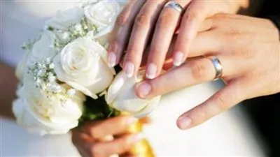 خبير أسري: معظم الرجال يفضلون الزواج من فتيات ليس لهن علاقات سابقة