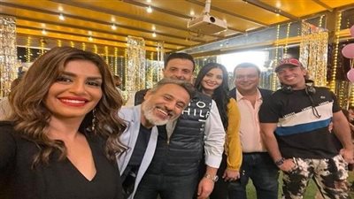 الليلة.. بدء عرض حكاية 