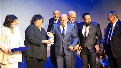 لطفي لبيب لـ 