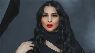 تعرفي على أسرع خطوات لوضع المكياج