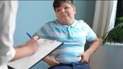 خبيرة تغذية: سمنة الأطفال تؤدي إلى الكثير من المشاكل النفسية (فيديو)