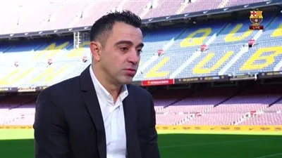 تشافي يطلق أولى تصريحاته النارية في برشلونة