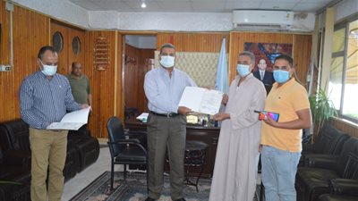 تسليم 17 عقد تقنين أراضي أملاك الدولة للمستفيدين بكفر الشيخ