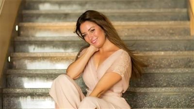 نرمين الفقي تحذر متابعيها من منتحلي شخصيتها عبر 