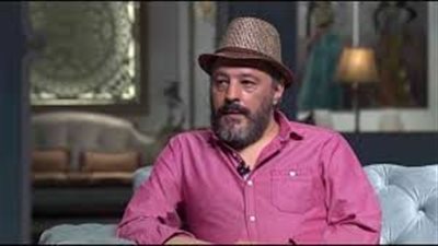 عمرو عبدالجليل يسخر من مها الصغير بعد أزمة سرقة اللوحات: 