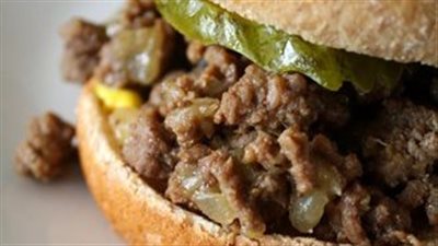 طريقة عمل ساندويش اللحم المفروم اللذيذ