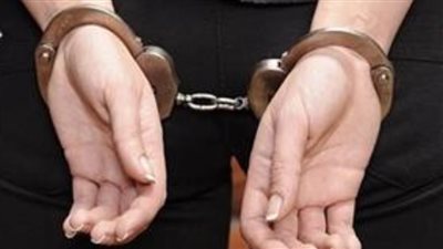 ضبط موظف سابق تلقى رشوة لتوفير مدفن فى الجيزة 