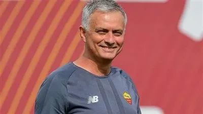 مفاجأة.. مورينيو يكشف عن ضحيته الأولى في توتنهام