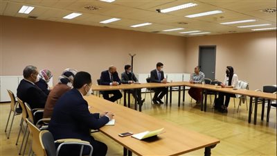 رئيس شركة إنفورما الإيطالية يشيد بدور مصر نحو تعميق صناعة الأدوية