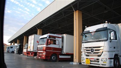 تداول 1143 طن بضائع عامة ومتنوعة و305 شاحنة بمواني البحر الأحمر