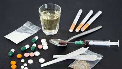 استشاري نفسي: 50% من الجرائم تقع تحت تأثير المخدرات (فيديو)