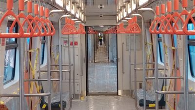 مترو الأنفاق يعلن بدء التشغيل التجريبي لأول قطار كوري دون ركاب (صور)