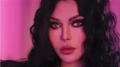 بمكياج جريء.. هيفاء وهبي تغازل جمهورها في أحدث ظهور لها