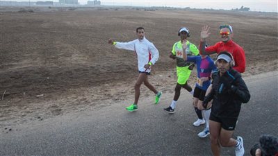 48 متسابقا من 7 دول يشاركون في مهرجان الجري من هرم هوارة حتى سقارة