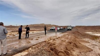 إعادة فتح طريق سفاجا قنا بعد تحسن الأحوال الجوية