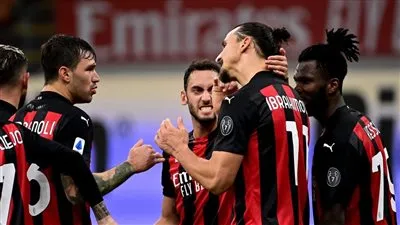 ميلان يفقد نجميه قبل مواجهتي فيورنتينا وأتليتكو مدريد