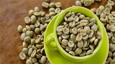 خبيرة تغذية: القهوة الخضراء تساعد على نحت القوام (فيديو)