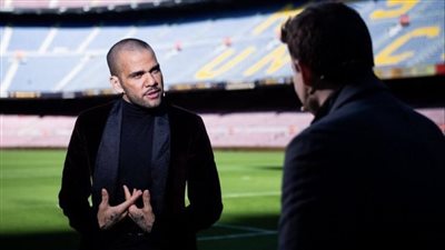 ألفيش بعد عودته لبرشلونة: لم أتخيل هذا أبدا