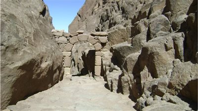 خبير أثري يحسم الجدل بشأن مكان وجود جبل التجلي الأعظم