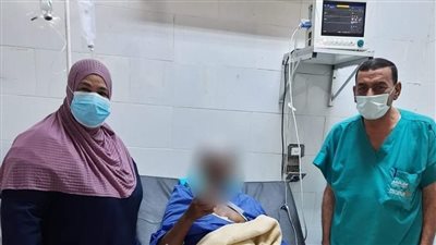 فريق طبي ينقذ حياة مواطن أصيب في حادث سيارة برأس غارب