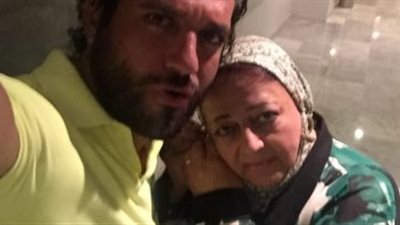 حسن الرداد يوجه رسالة مؤثرة لوالدته 