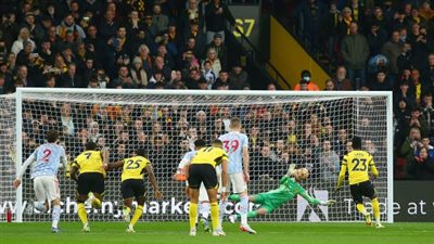 واتفورد يسحق مانشستر يونايتد بالأربعة.. وسولشاير يقترب من الرحيل