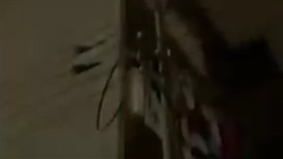 أهالي الحادقة يستغيثون من ماس كهربائي بعامود إنارة بمدينة الفيوم