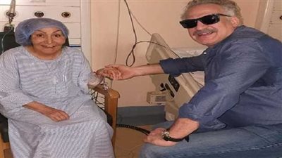زوج ابنة الفنانة سهير البابلي يكشف اللحظات الأخيرة في حياة الراحلة (فيديو)