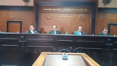 إحالة ربة منزل وعشيقها للمفتي لقتلهما طفلتها خشية فضح علاقتهما