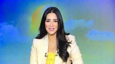 مذيعة تنهار على الهواء بعد علمها بخبر وفاة أسماء مصطفى