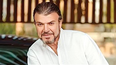 لهذا السبب.. أحمد سلامة ينفعل على الحاضرين فى جنازة سهير البابلي (فيديو)