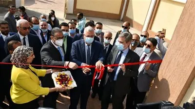 وزير الزراعة ومحافظ الفيوم والسفير الإيطالي يفتتحون المركز النموذجي لتجميع الألبان (صور)