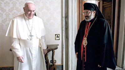  البابا فرنسيس يستقبل مطران إيبارشية سوهاج بالمقر البابوي بالفاتيكان