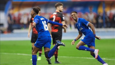 عاجل - الهلال يحسم موقعة الشوط الأول لصالحه ضد بوهانج في نهائي أبطال آسيا 