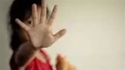 دفاع طفلة هتك العرض بمدرسة بالمعادي يفجر مفآجات لـ 