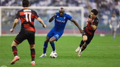 عاجل - الهلال السعودي يقضي على بوهانج بالهدف الثاني (فيديو)