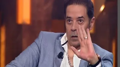 مدحت صالح يعلن سرقه صفحته ويؤكد اتخاذ الإجراءات القانونية 