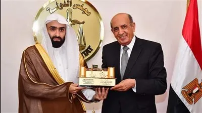  المستشار محمد حسام الدين يستقبل رئيس ديوان المظالم السعودي (صور)