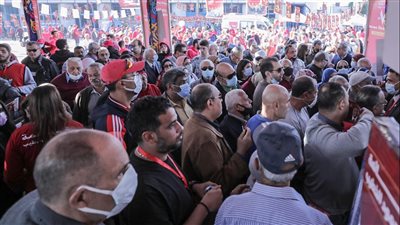 اللجنة القضائية تمنع توزيع أي أوراق دعائية داخل خيمة التصويت بانتخابات الأهلي